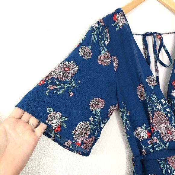 Three Pink Hearts Blue Floral Romper - Picture 5 of 8